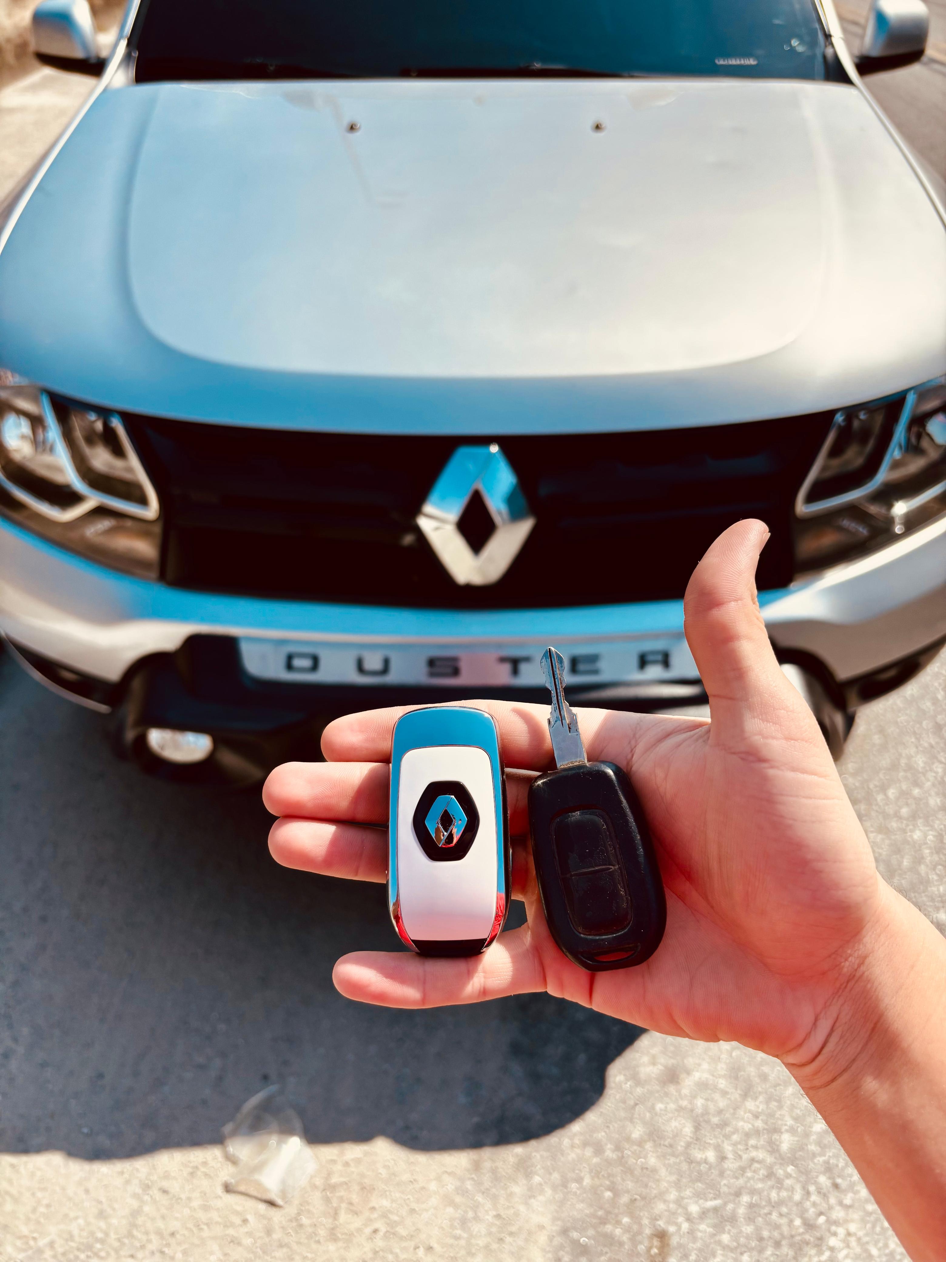 Cópia de chave automotiva codificada — serviço de chaveiro Construforte